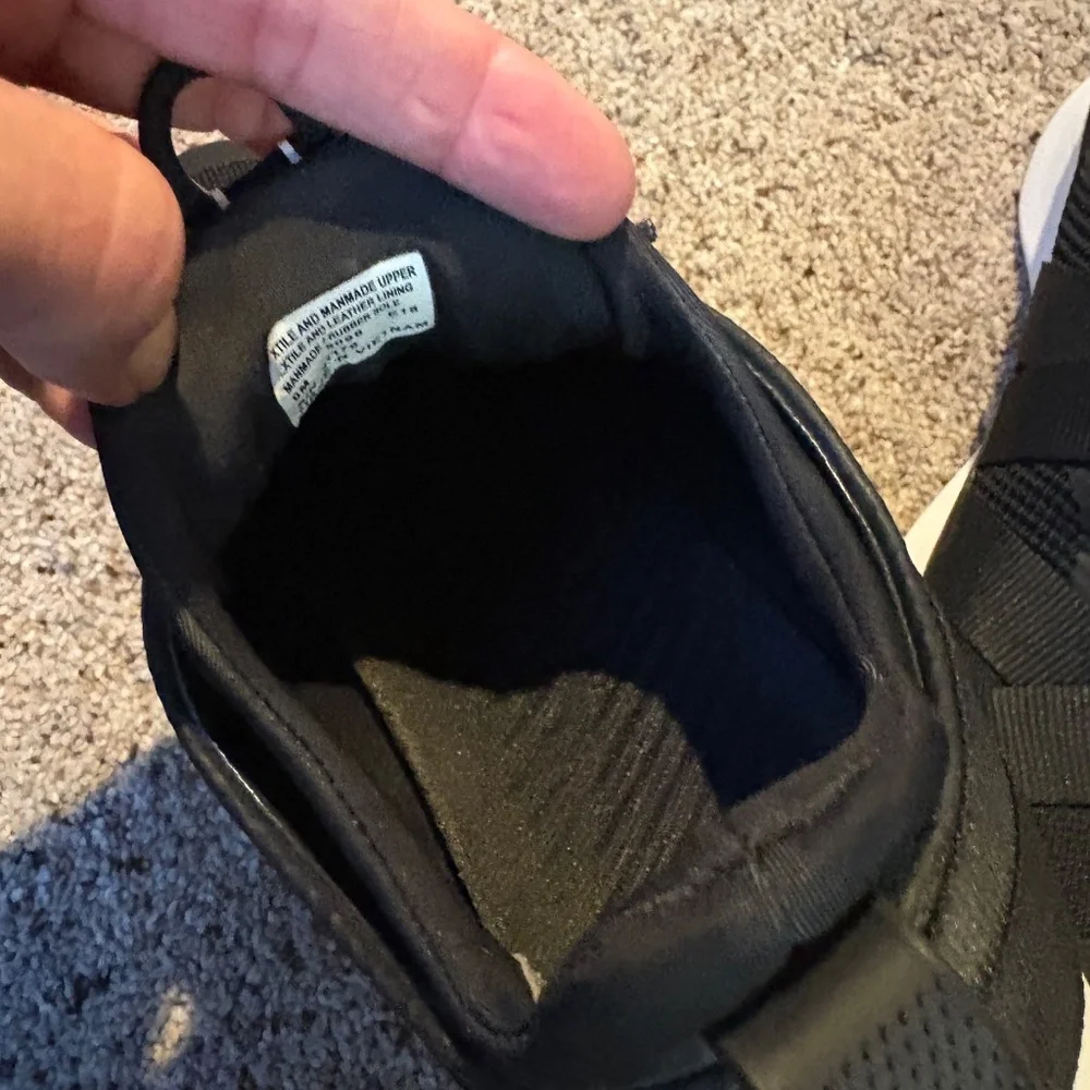 Tory sport tennis shoes - Picture 9 of 11